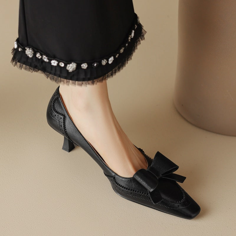 Célora Leather Strap Pumps