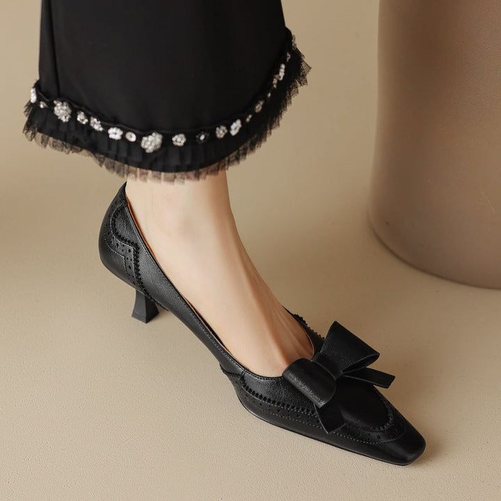 Célora Leather Strap Pumps