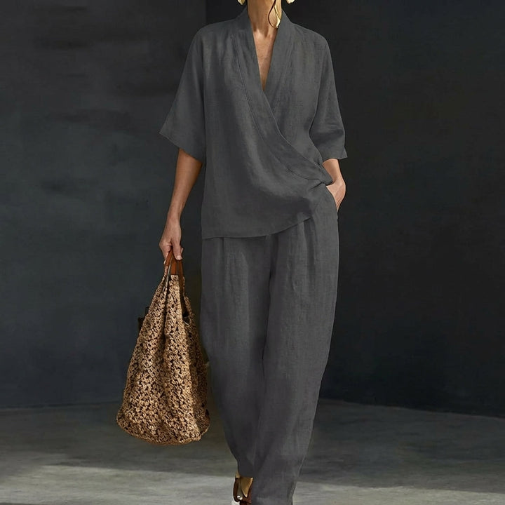 Dorina - Elegant and Comfortable Set