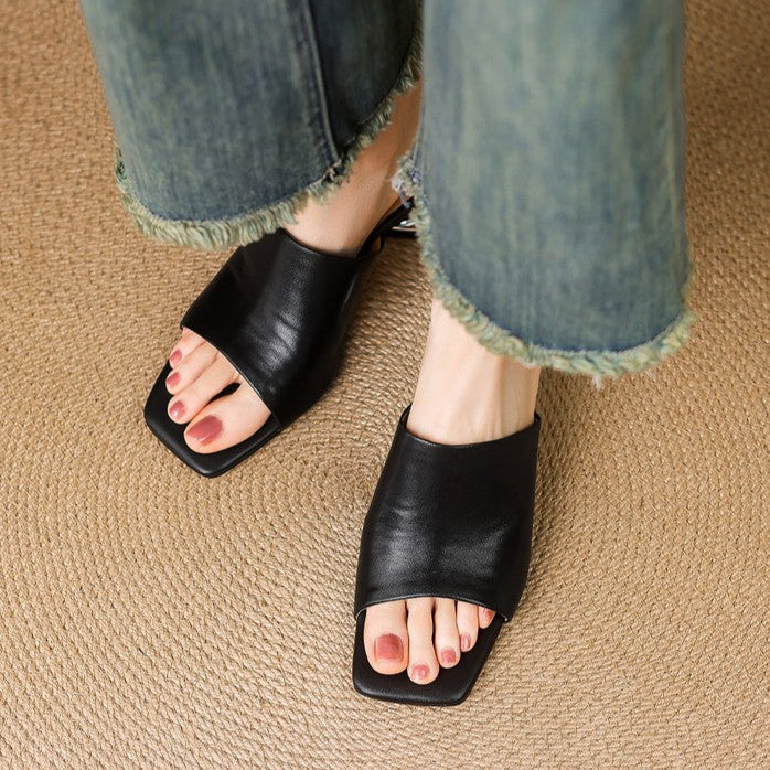Virelle Curve Leather Mules with Heel