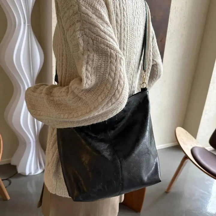 Sommerfeld Bag - Shoulder Bag with Decoration