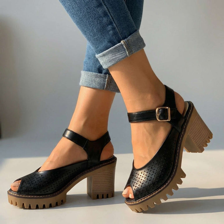 Larissa | Sandal Heels