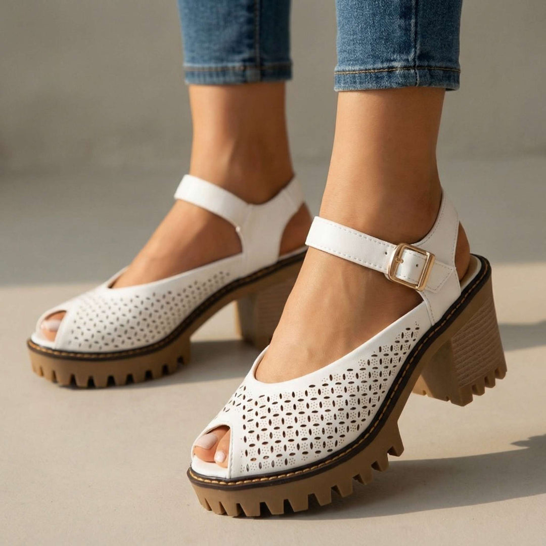 Larissa | Sandal Heels